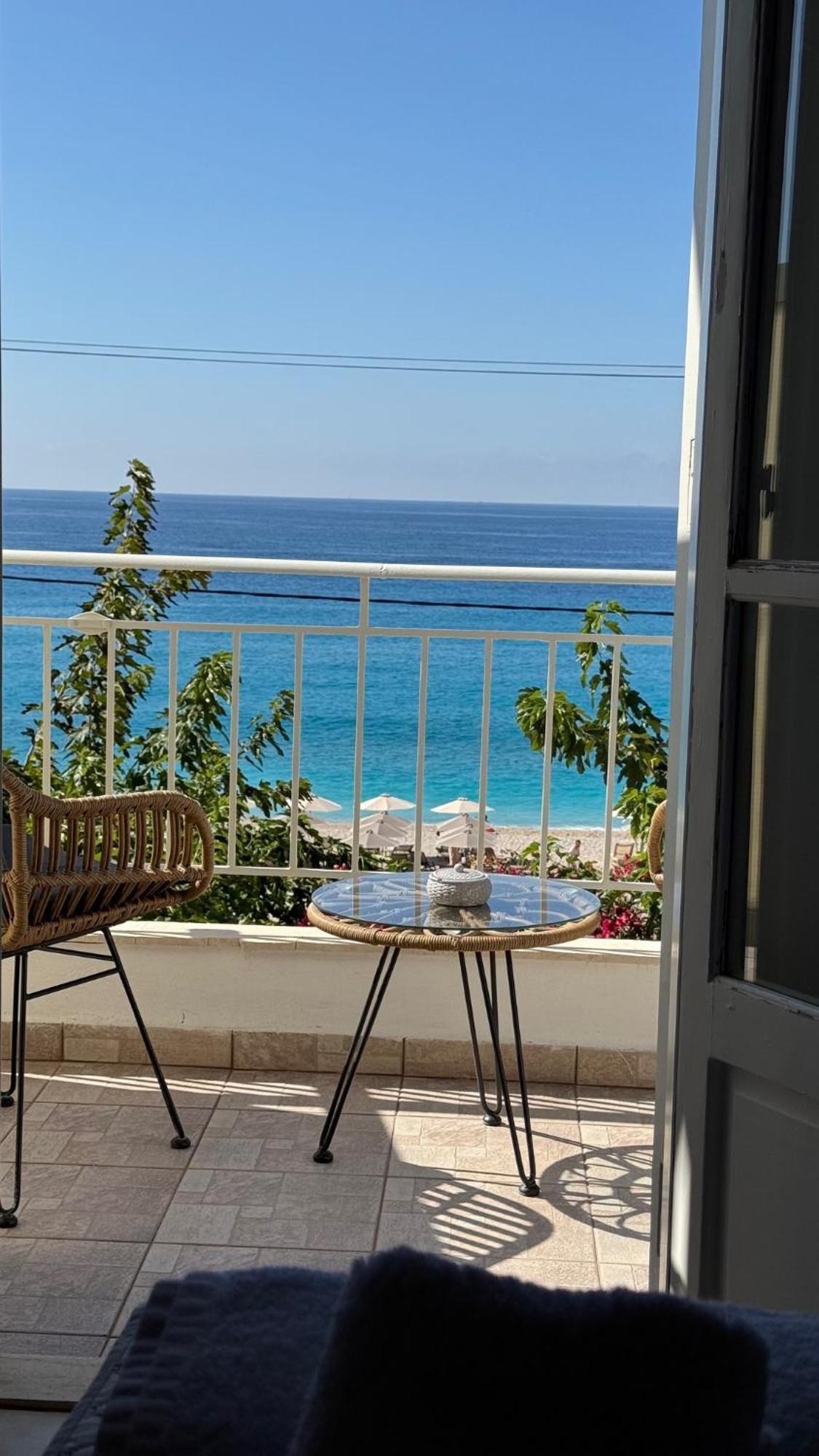 Monato Luxury Apartments Agios Nikitas Exterior photo